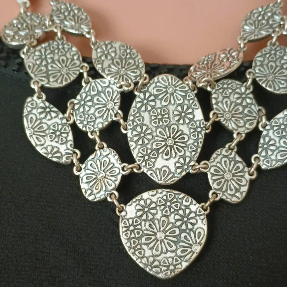 Lucky Brand Layered Bib Necklace 18